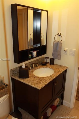 8326 Dundee Ter, Miami Lakes, FL 33016 photo 20