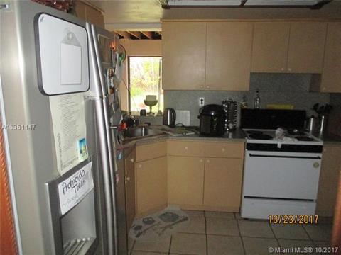 Undisclosed, Hialeah, FL 33015 photo 3