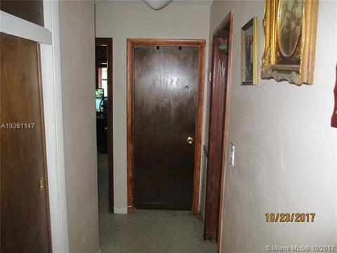 Undisclosed, Hialeah, FL 33015 photo 5