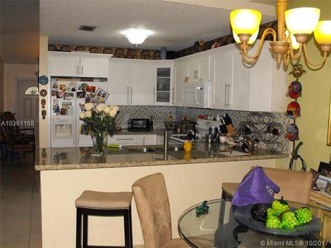 2874 W 71 Pl, Hialeah, FL 33018 photo 1