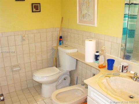 2874 W 71 Pl, Hialeah, FL 33018 photo 3