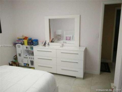19643 NW 87 Ct, Hialeah, FL 33018 photo 17