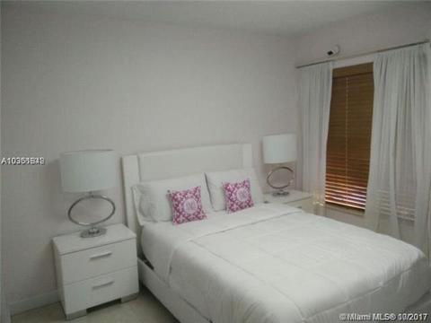 19643 NW 87 Ct, Hialeah, FL 33018 photo 16