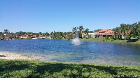 19643 NW 87 Ct, Hialeah, FL 33018 photo 23