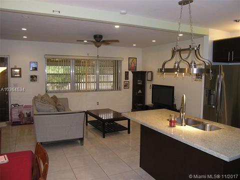 317 SE 9th Ave, Hialeah, FL 33010 photo 12