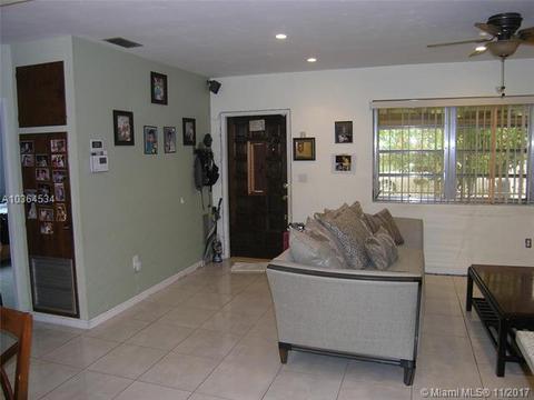 317 SE 9th Ave, Hialeah, FL 33010 photo 14