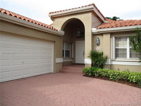 Undisclosed, Miami, FL 33142 photo 1