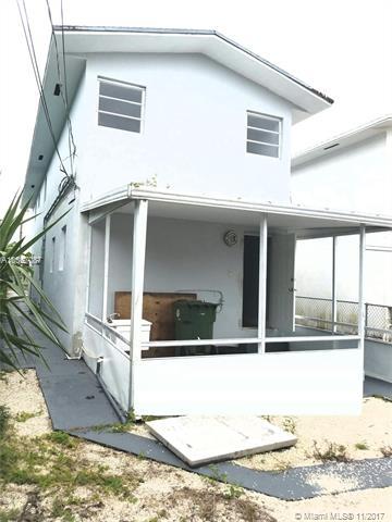711 SE 10th Pl, Hialeah, FL 33010 photo 3