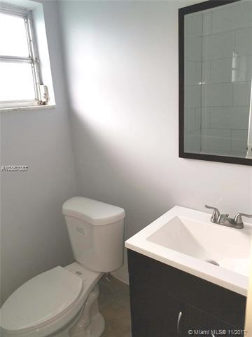 711 SE 10th Pl, Hialeah, FL 33010 photo 25