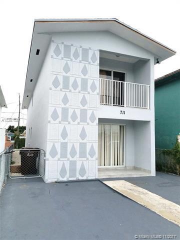 711 SE 10th Pl, Hialeah, FL 33010 photo 2
