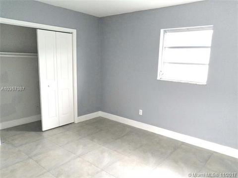 711 SE 10th Pl, Hialeah, FL 33010 photo 22