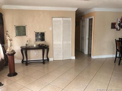 20404 NW 43rd Ave, Miami Gardens, FL 33055 photo 11