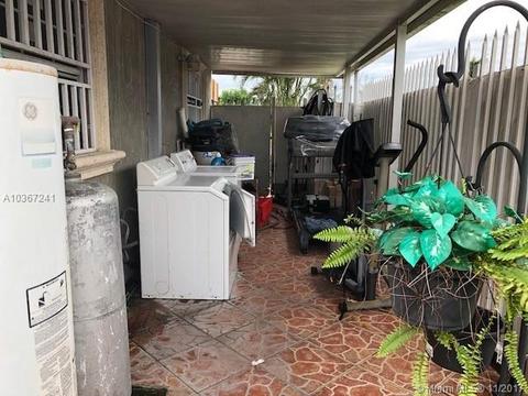 20404 NW 43rd Ave, Miami Gardens, FL 33055 photo 3