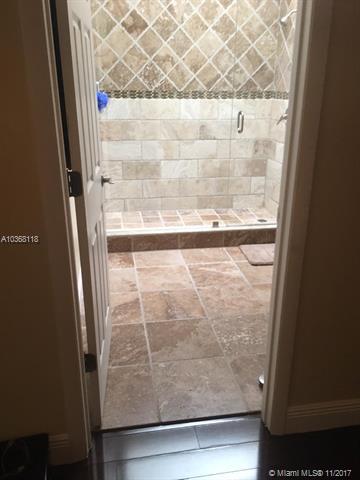 Undisclosed, Hialeah, FL 33015 photo 23