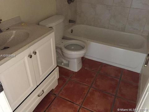 Undisclosed, Hialeah, FL 33015 photo 10