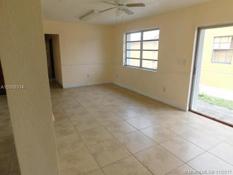 423 W 12th Pl, Hialeah, FL 33010 photo 9