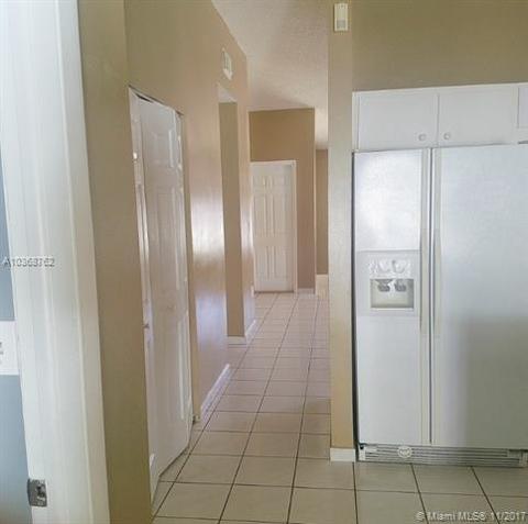 3173 W 79th Pl, Hialeah, FL 33018 photo 4