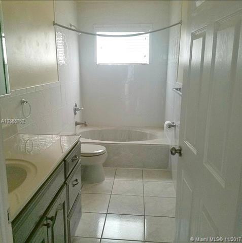 3173 W 79th Pl, Hialeah, FL 33018 photo 6