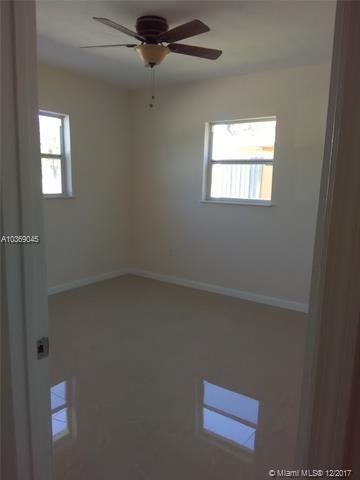 300 E 53rd St, Hialeah, FL 33013 photo 16
