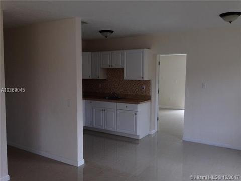 300 E 53rd St, Hialeah, FL 33013 photo 7