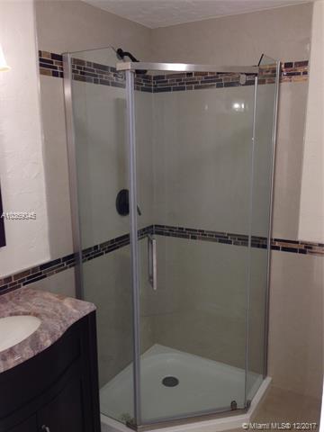 300 E 53rd St, Hialeah, FL 33013 photo 8
