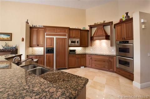 9830 Bay Leaf Ct, Parkland, FL 33076 photo 12