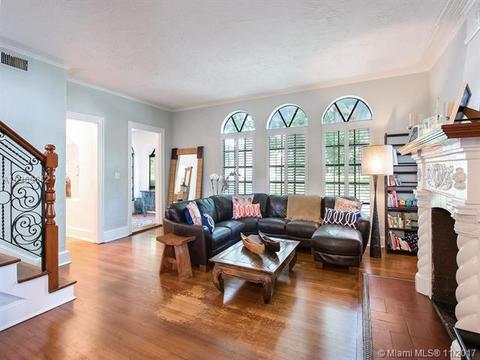 430 Alhambra Cir, Coral Gables, FL 33134 photo 5