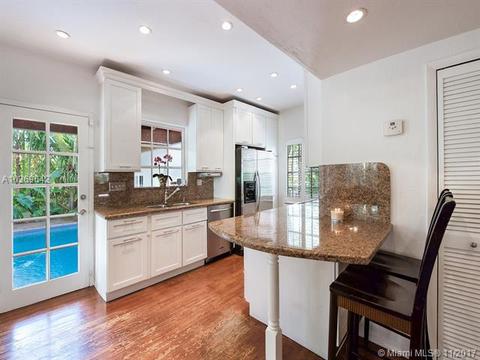 430 Alhambra Cir, Coral Gables, FL 33134 photo 9