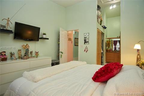 6703 NW 189th St, Hialeah, FL 33015 photo 17