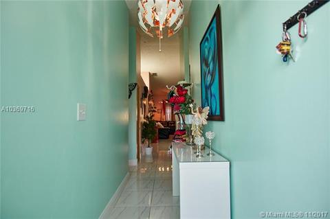 6703 NW 189th St, Hialeah, FL 33015 photo 10