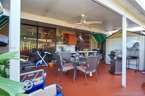6703 NW 189th St, Hialeah, FL 33015 photo 4