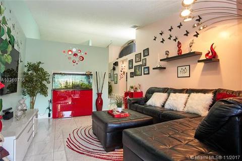 6703 NW 189th St, Hialeah, FL 33015 photo 7