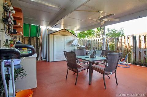 6703 NW 189th St, Hialeah, FL 33015 photo 5