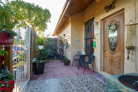 6703 NW 189th St, Hialeah, FL 33015 photo 1