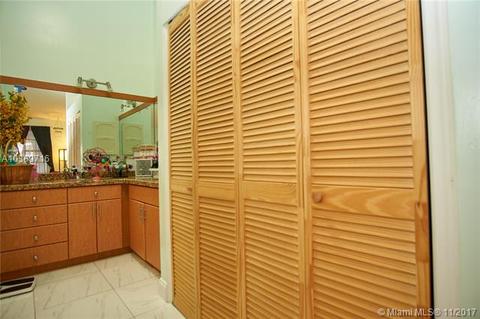 6703 NW 189th St, Hialeah, FL 33015 photo 18