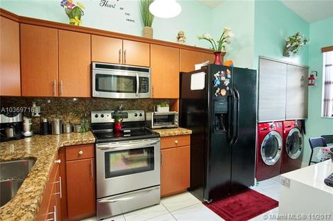 6703 NW 189th St, Hialeah, FL 33015 photo 9