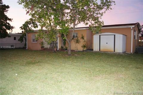 1080 W 45th Pl, Hialeah, FL 33012 photo 5