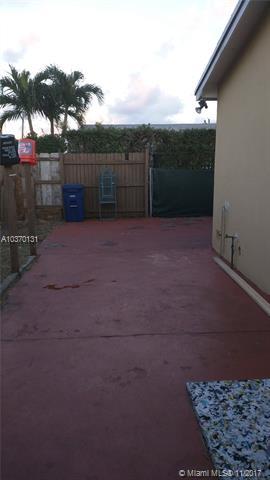 2071 Island Dr, Miramar, FL 33023 photo 4