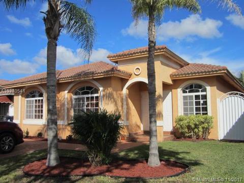 Undisclosed, Hialeah, FL 33015 photo 11
