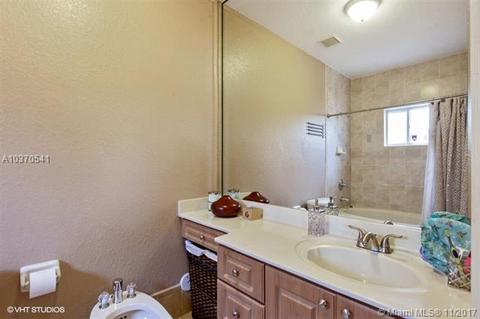 Undisclosed, Hialeah, FL 33015 photo 9