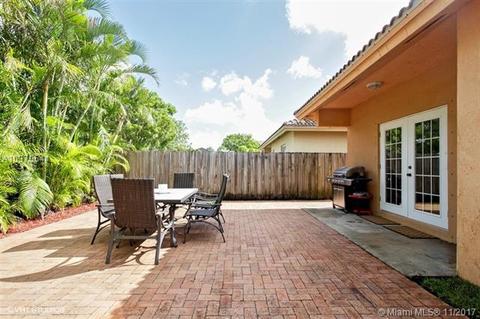 Undisclosed, Hialeah, FL 33015 photo 10