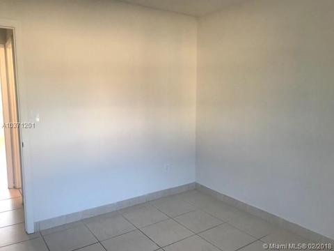 Undisclosed, Hialeah, FL 33012 photo 17