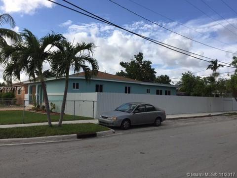 695 SE 7th Pl, Hialeah, FL 33010 photo 4