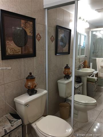 695 SE 7th Pl, Hialeah, FL 33010 photo 14
