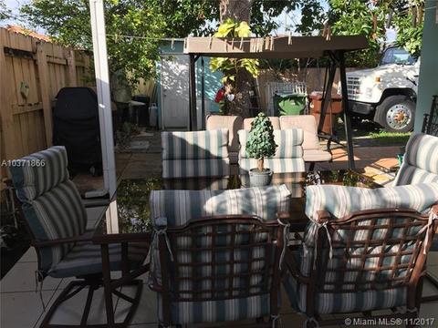 695 SE 7th Pl, Hialeah, FL 33010 photo 29