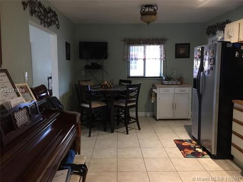 695 SE 7th Pl, Hialeah, FL 33010 photo 8
