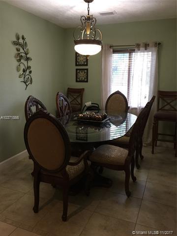 695 SE 7th Pl, Hialeah, FL 33010 photo 10