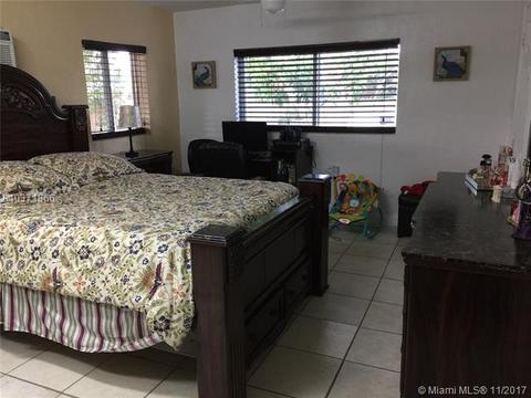 695 SE 7th Pl, Hialeah, FL 33010 photo 24