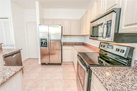 4832 NW 107th Pl, Doral, FL 33178 photo 13