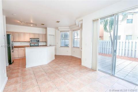 4832 NW 107th Pl, Doral, FL 33178 photo 9